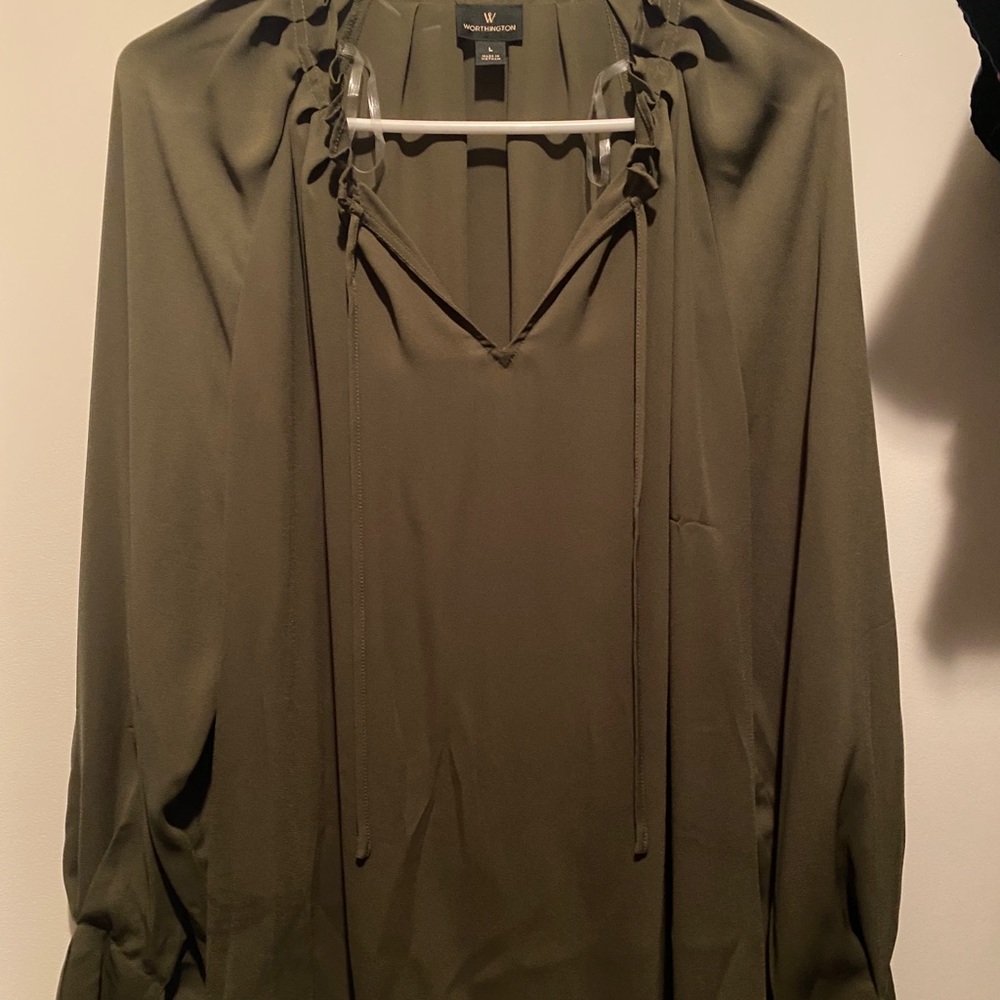 Brand new women’s shirt